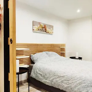 Vakantiehuis Sweet - Paris Le Bourget Roissy Cdg, Le Blanc-Mesnil